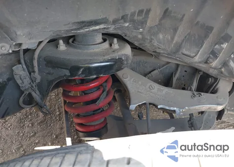 2004 Lincoln Navigator z USA, uszkodzony, nr VIN 5LMFU28RX4LJ31799